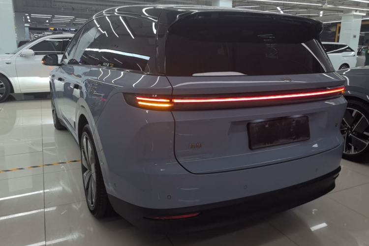 Used Li Auto i8 2025 Model Standard Version Rear Left 45 Deg