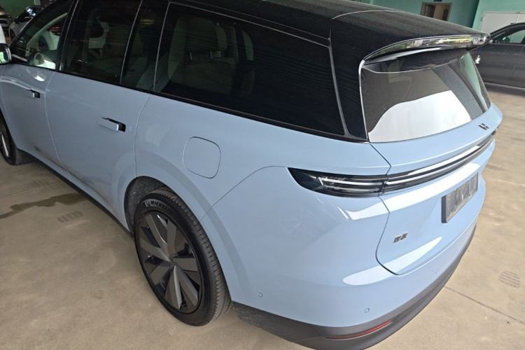 Used Li Auto i8 2025 Model Standard Version Rear Left 45 Deg