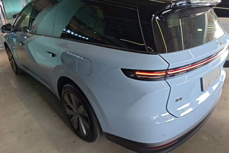 Used Li Auto i8 2025 Model Standard Version Rear Left 45 Deg
