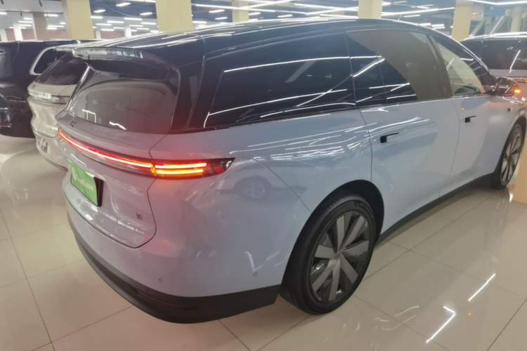 Used Li Auto i8 2025 Model Standard Version Rear