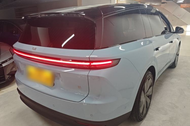 Used Li Auto i8 2025 Model Standard Version Rear Right 45 Deg