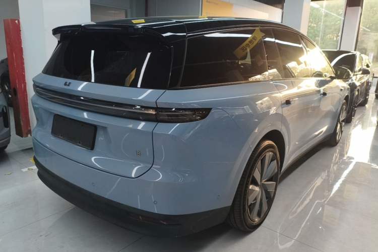 Used Li Auto i8 2025 Model Standard Version Rear Right 45 Deg