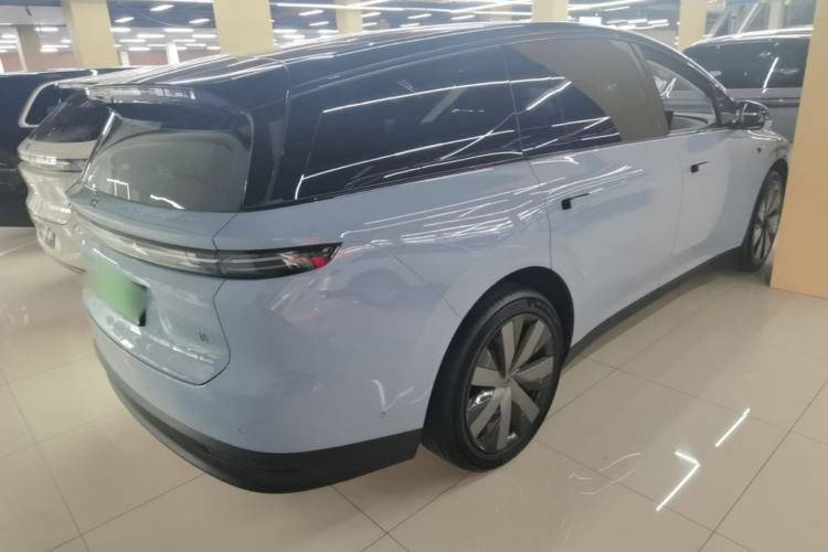 Used Li Auto i8 2025 Model Standard Version Rear Right 45 Deg
