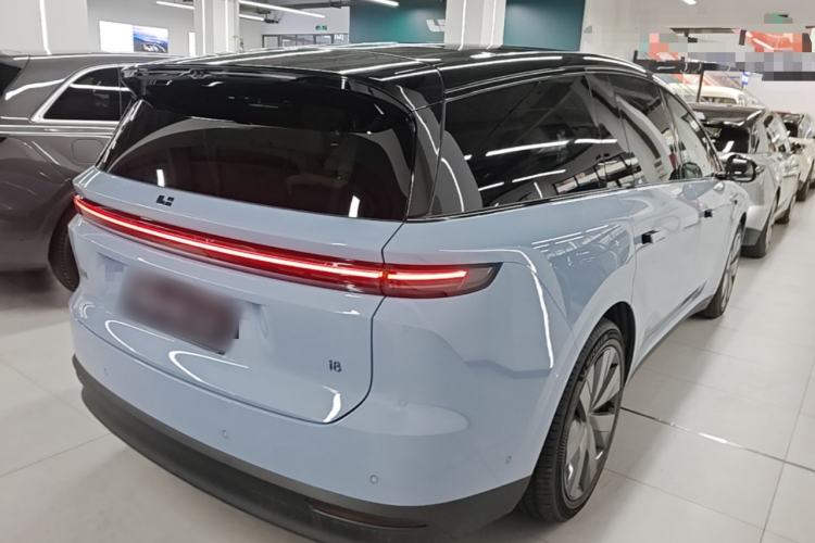Used Li Auto i8 2025 Model Standard Version Rear Right 45 Deg