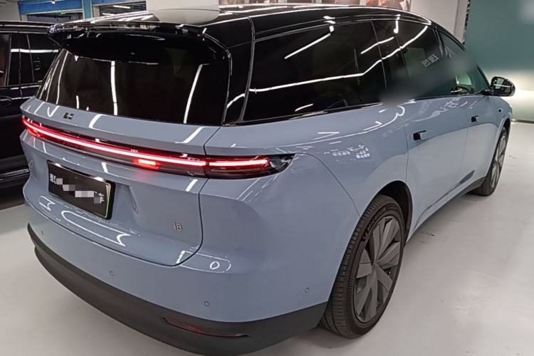 Used Li Auto i8 2025 Model Standard Version Rear Right 45 Deg