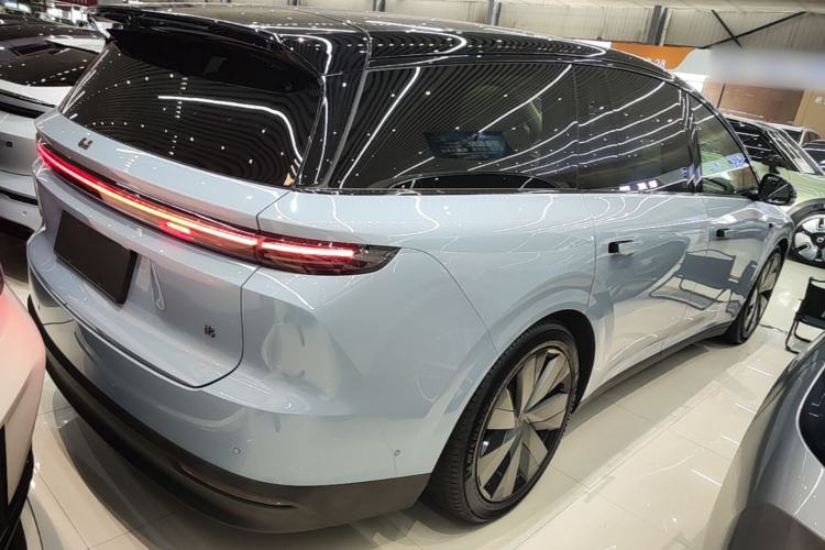 Used Li Auto i8 2025 Model Standard Version Rear Right 45 Deg