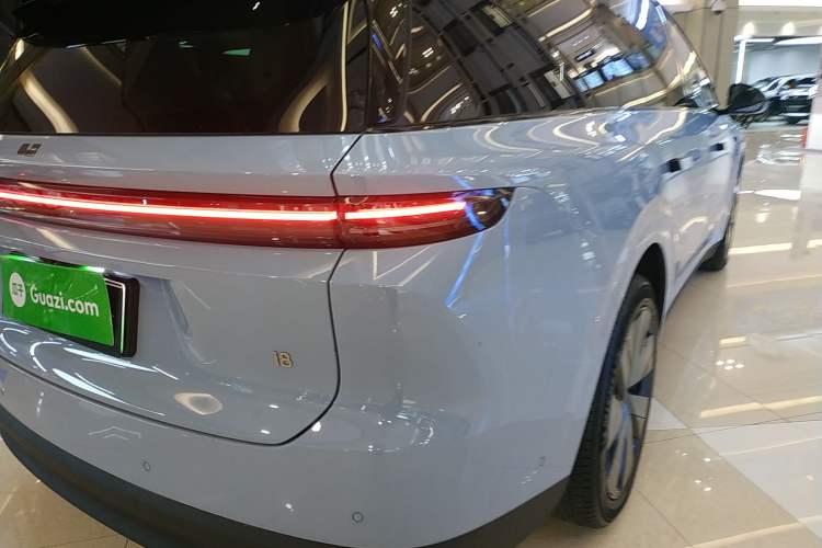 Used Li Auto i8 2025 Model Standard Version Right Rear Taillight