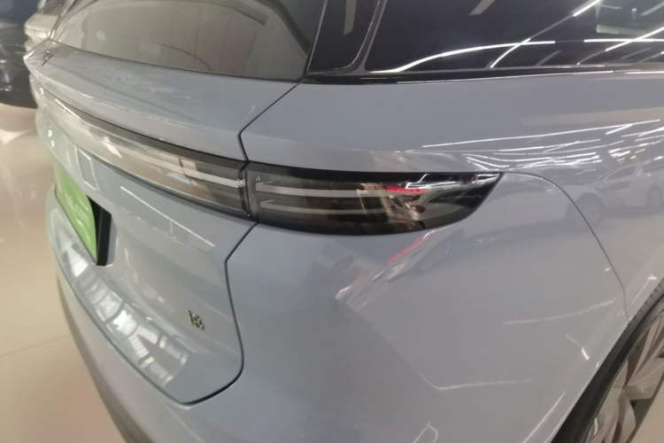 Used Li Auto i8 2025 Model Standard Version Right Rear Taillight
