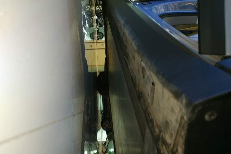 Used Li Auto i8 2025 Model Standard Version Right Side Sill