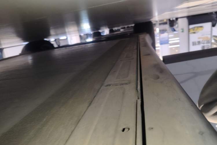 Used Li Auto i8 2025 Model Standard Version Right Side Sill