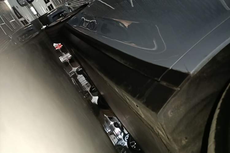 Used Li Auto i8 2025 Model Standard Version Right Side Sill