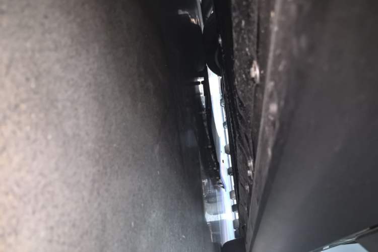 Used Li Auto i8 2025 Model Standard Version Right Side Sill