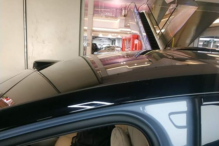Used Li Auto i8 2025 Model Standard Version Roof