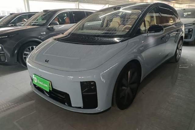 Used Li Auto i8 2025 Model Standard Version