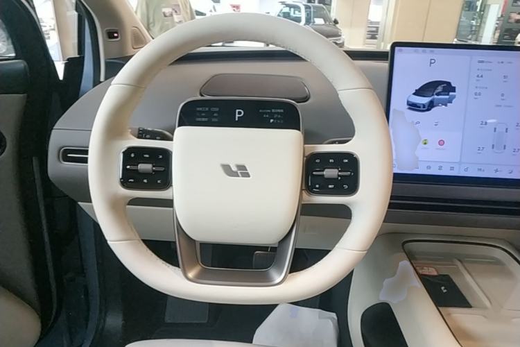 Used Li Auto i8 2025 Model Standard Version Steering Wheel
