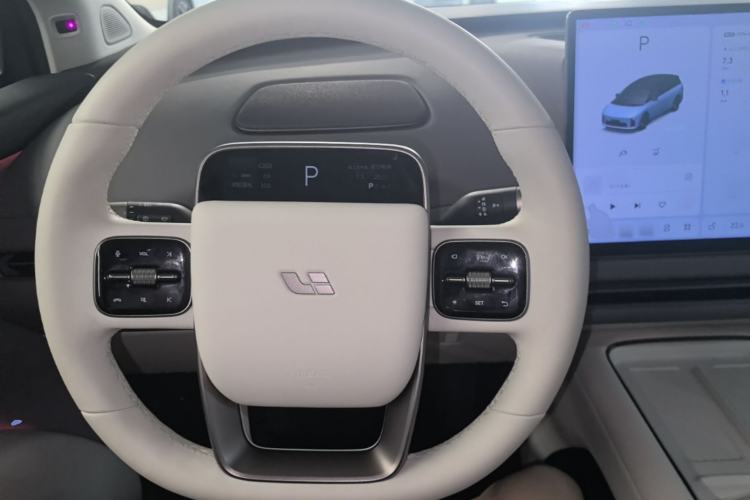 Used Li Auto i8 2025 Model Standard Version Steering Wheel