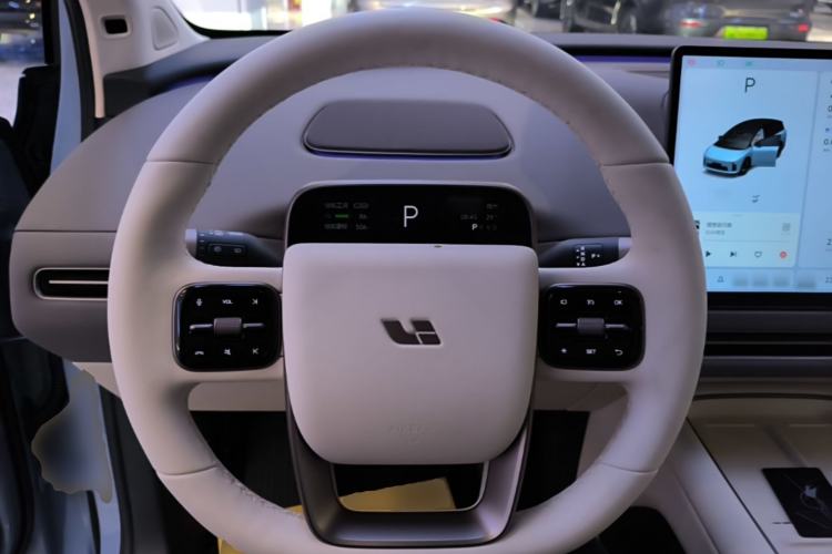 Used Li Auto i8 2025 Model Standard Version Steering Wheel