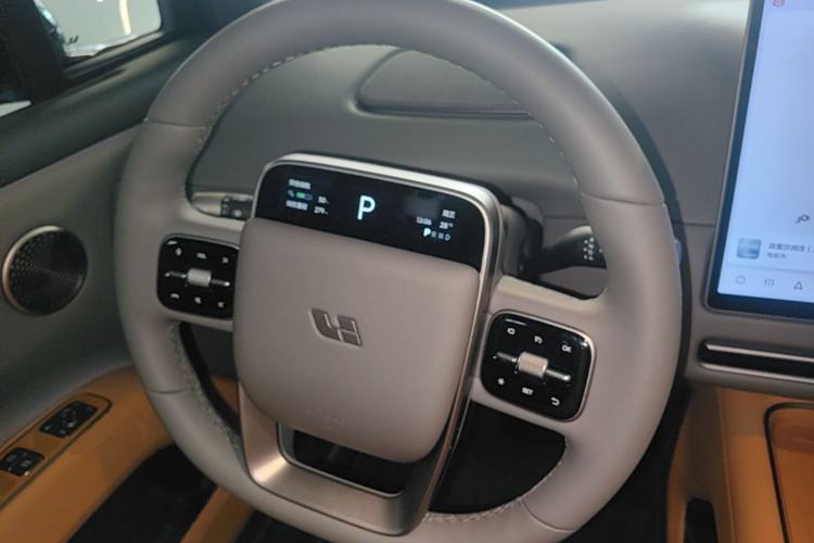 Used Li Auto i8 2025 Model Standard Version Steering Wheel