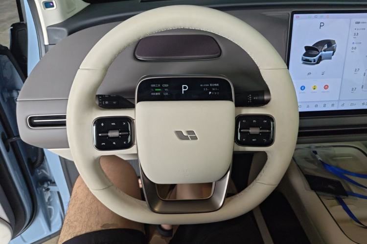 Used Li Auto i8 2025 Model Standard Version Steering Wheel