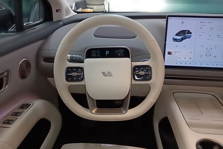 Used Li Auto i8 2025 Model Standard Version Steering Wheel
