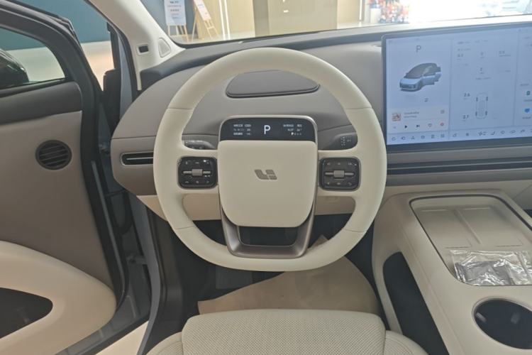 Used Li Auto i8 2025 Model Standard Version Steering Wheel
