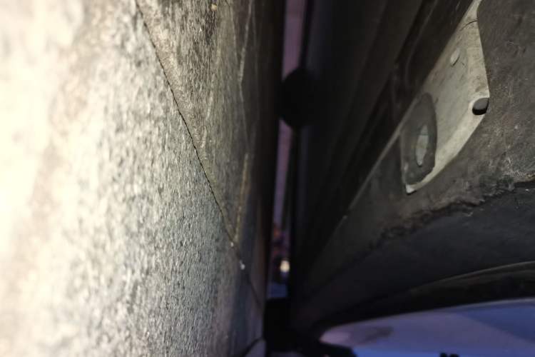 Used Li Auto i8 2025 Model Standard Version Chassis Front Left