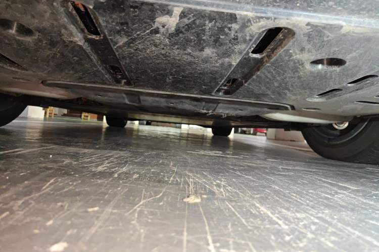Used Li Auto i8 2025 Model Standard Version Chassis Rear