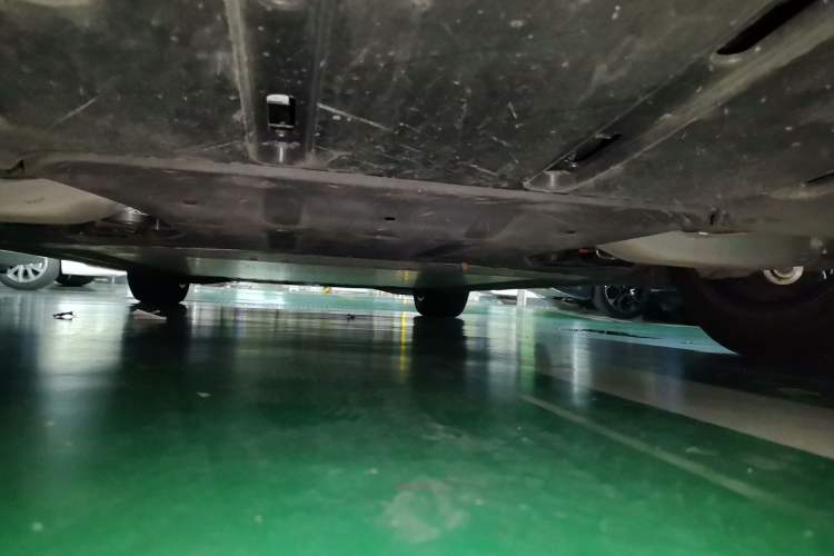 Used Li Auto i8 2025 Model Standard Version Chassis Rear
