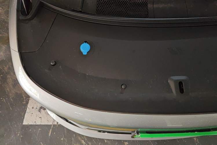 Used Li Auto i8 2025 Model Standard Version Engine Bay Right