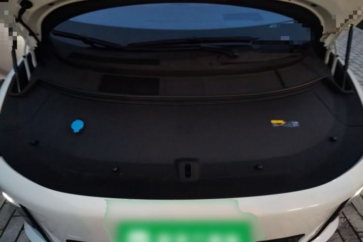 Used Li Auto i8 2025 Model Standard Version Engine Bay