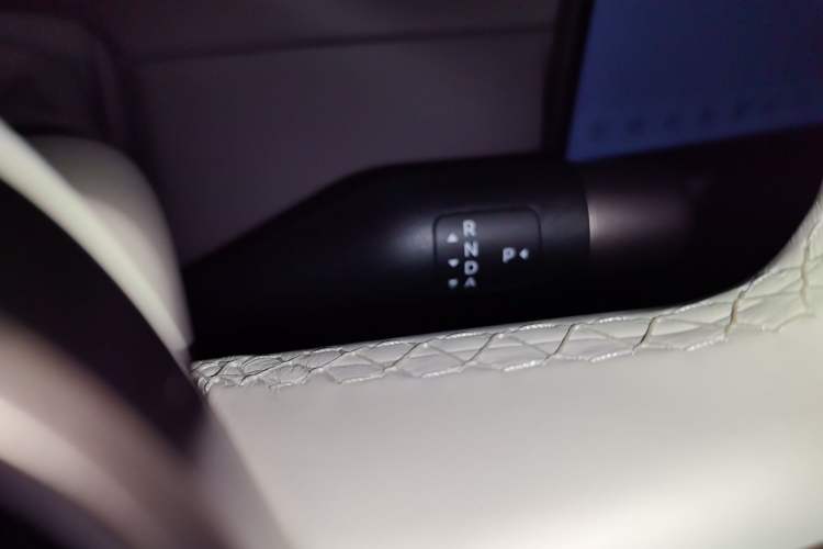 Used Li Auto i8 2025 Model Standard Version Gear Lever