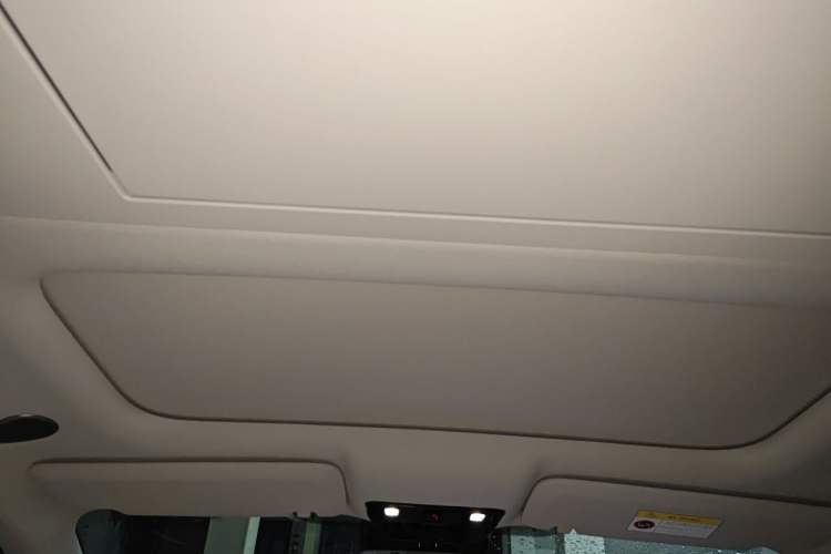 Used Li Auto i8 2025 Model Standard Version Headliner