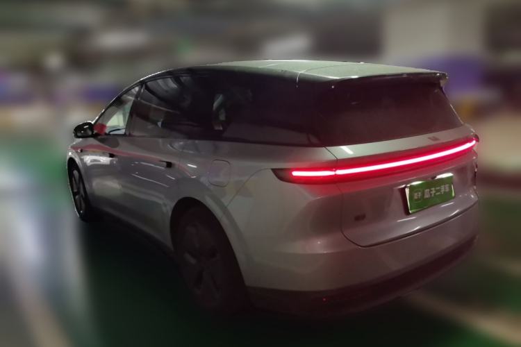 Used Li Auto i8 2025 Model Standard Version Rear Left 45 Deg