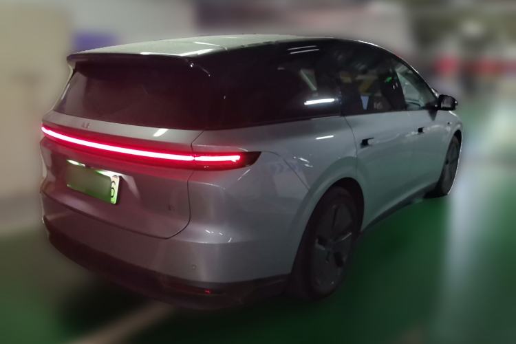 Used Li Auto i8 2025 Model Standard Version Rear Right 45 Deg