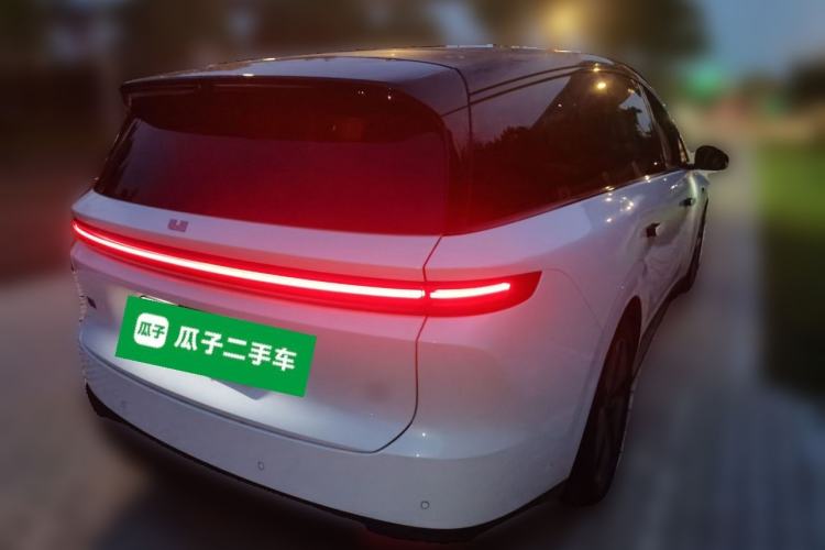 Used Li Auto i8 2025 Model Standard Version Rear Right 45 Deg