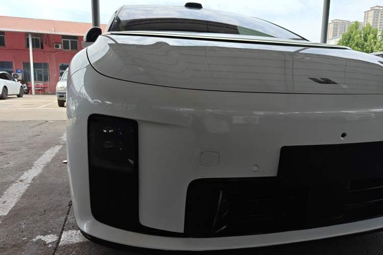 Used Li Auto i8 2025 Model Standard Version Right Front Headlight