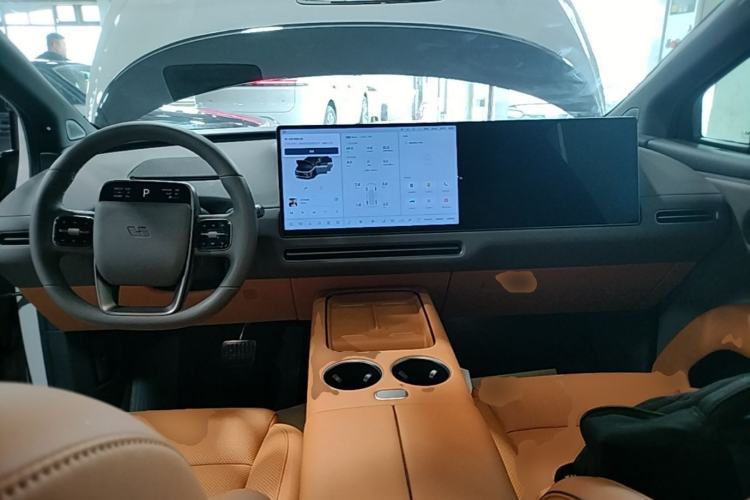 Used Li Auto i8 2025 Model Standard Version Center Console