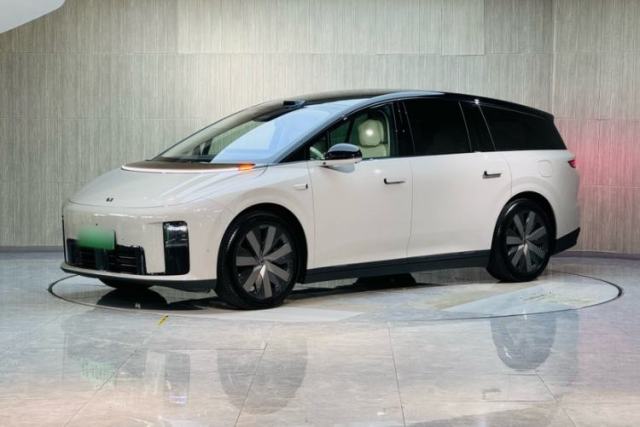 Used Li Auto i8 2025 Model Standard Version