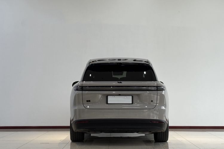 Used Li Auto i8 2025 Model Standard Version Exterior 5