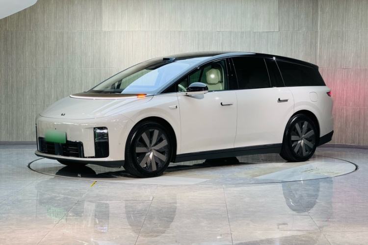 Used Li Auto i8 2025 Model Standard Version Exterior 7