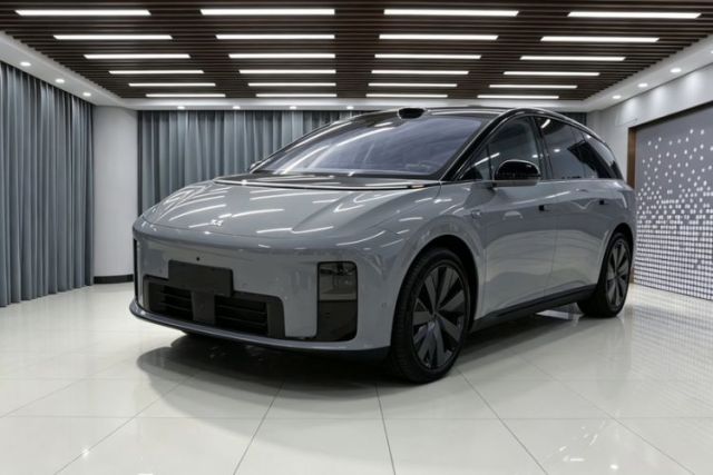 Used Li Auto i8 2025 Model Standard Version