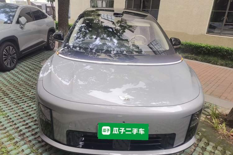 Used Li Auto i8 2025 Model Standard Version Front
