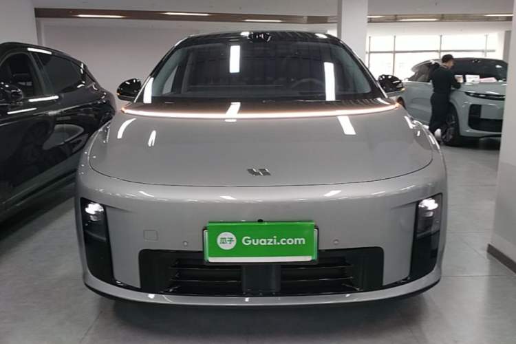 Used Li Auto i8 2025 Model Standard Version Front