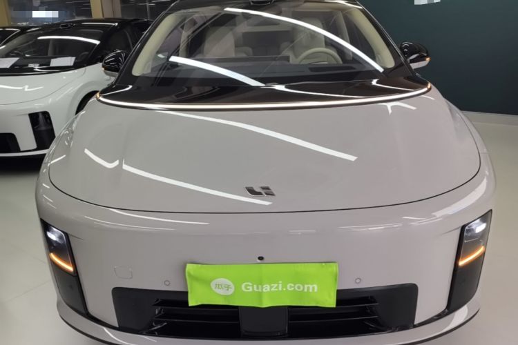 Used Li Auto i8 2025 Model Standard Version Front
