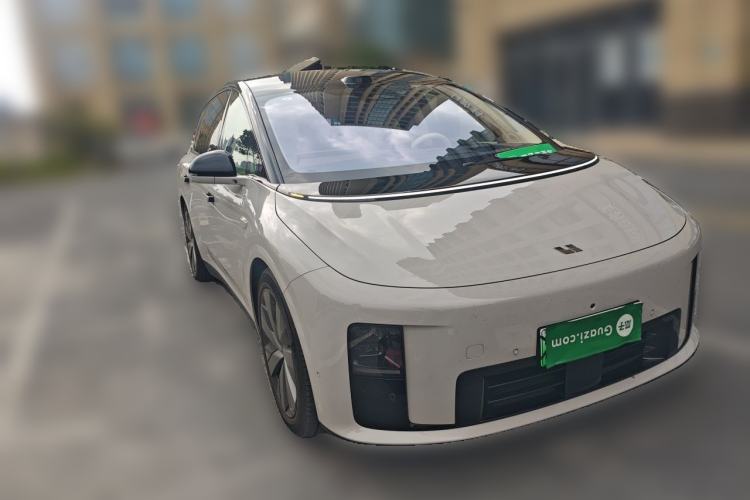 Used Li Auto i8 2025 Model Standard Version Front Right 45 Deg