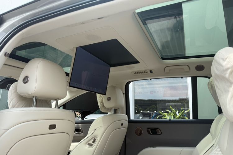 Used Li Auto i8 2025 Model Standard Version Headliner