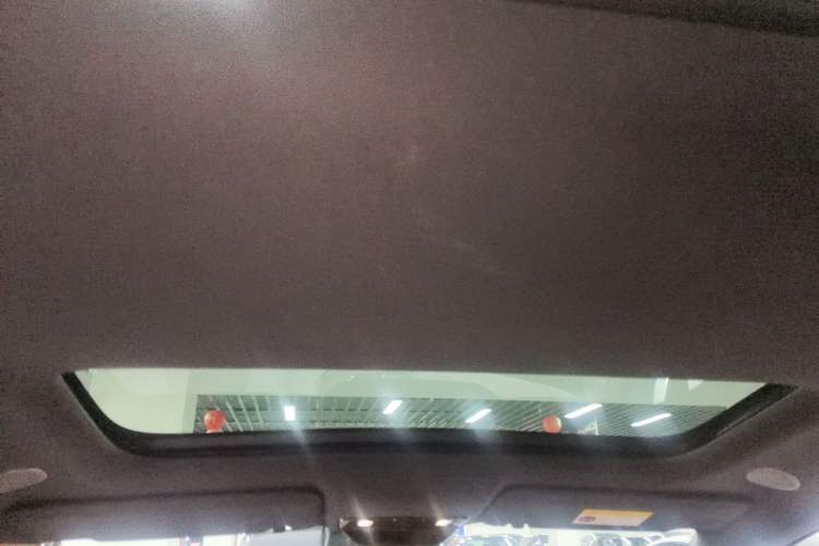 Used Li Auto i8 2025 Model Standard Version Headliner