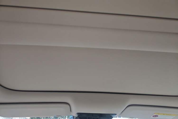 Used Li Auto i8 2025 Model Standard Version Headliner