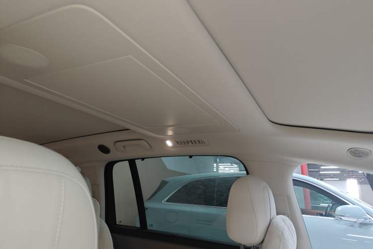 Used Li Auto i8 2025 Model Standard Version Headliner