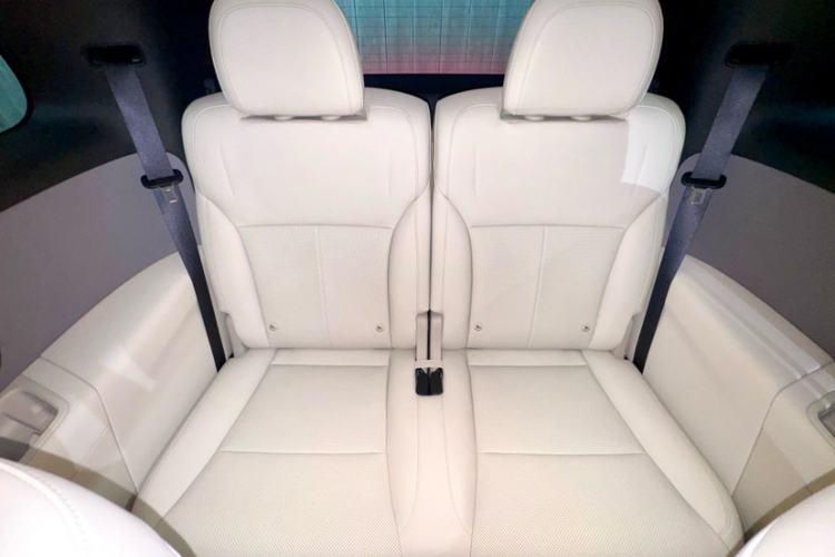Used Li Auto i8 2025 Model Standard Version Interior 12